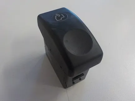 1435596 DAF Кнопка