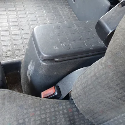 20497502 VOLVO Бардачок, Отсутствует