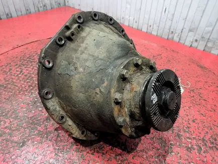 5001863603 RENAULT Редуктор заднего моста P1370, Отсутствует