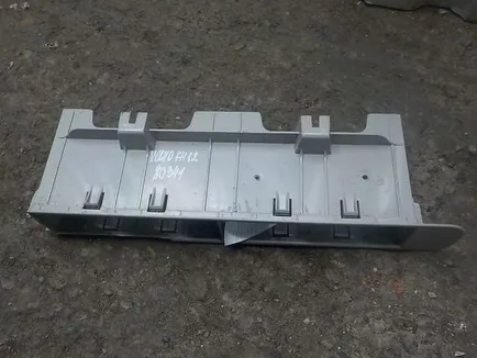 20391281 VOLVO Рамка магнитолы