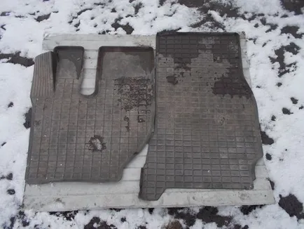Коврик салона VOLVO, Отсутствует