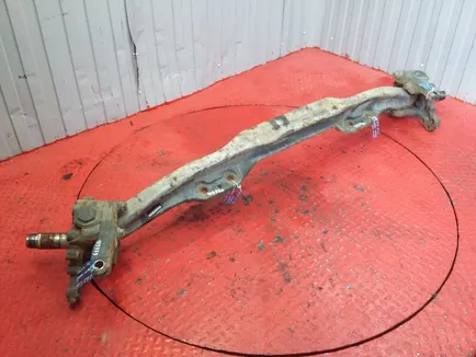 20581078 VOLVO Балка передняя