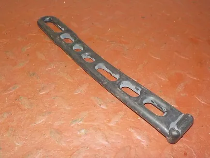 SP40060140 SIMPECO Стяжка заднего крыла