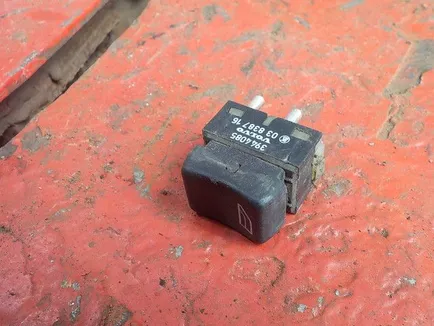 3944085 VOLVO Кнопка, Отсутствует