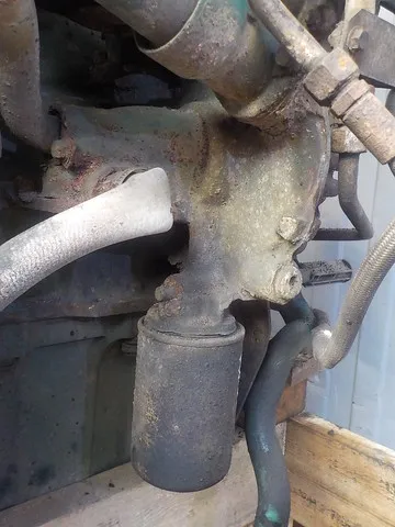 20734268 VOLVO Насос водяной