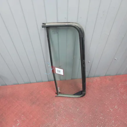 1676965 DAF Стекло боковое