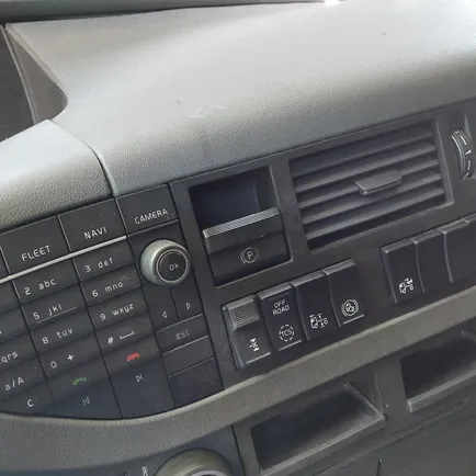 22107830 VOLVO Выключатель стояночного тормоза