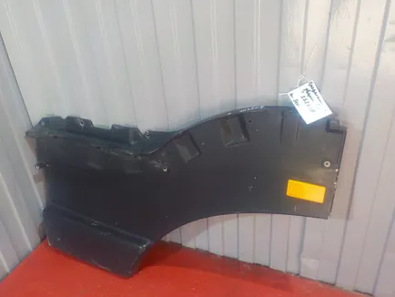 504211612 IVECO Продолжение двери левое, Отсутствует