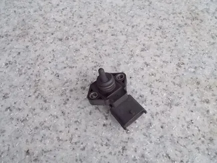 281002316 BOSCH Датчик наддува