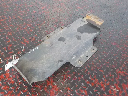 9435200233 MERCEDES Кронштейн крыла заднего