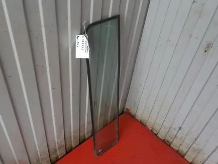 5010353898 RENAULT Стекло двери
