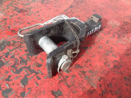 20583303 VOLVO Крюк буксировочный