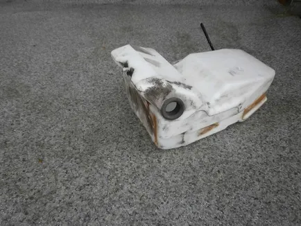9408690120 MERCEDES Бачок омывателя