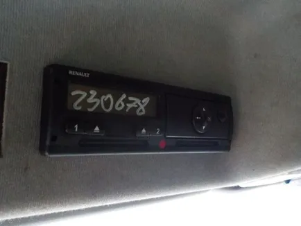 7421089689 RENAULT Тахограф, Отсутствует