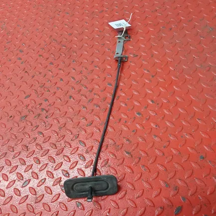 81955016534 MAN Трос замка бардачка