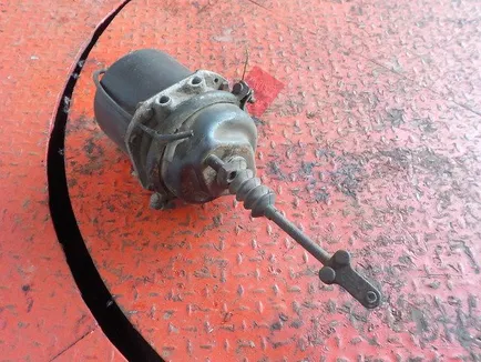 20410154 VOLVO Энергоаккумулятор, Отсутствует