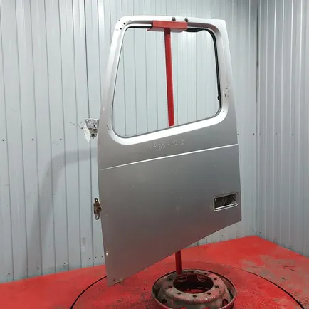 20360542 VOLVO Дверь левая
