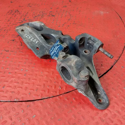 22278655 VOLVO Кронштейн пневмоподушки правый
