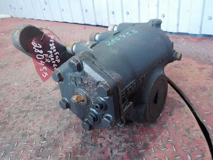 250336 VOLVO Редуктор рулевой, Отсутствует