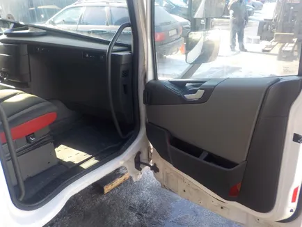 Кабина VOLVO Globetrotter, Отсутствует