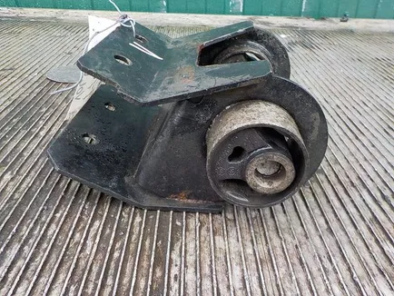 5010552282 RENAULT Кронштейн замка кабины, Отсутствует