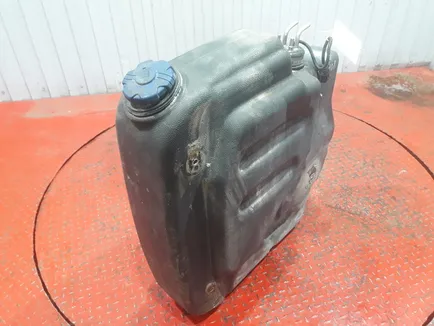 21134658 VOLVO Бак мочевины