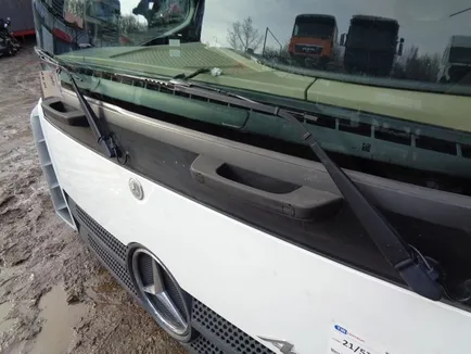 9608200644 MERCEDES Поводок стеклоочистителя, Отсутствует