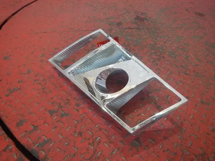 20730106 VOLVO Отражатель фары