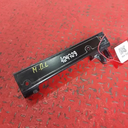 9418240216 MERCEDES Кронштейн ручки капота