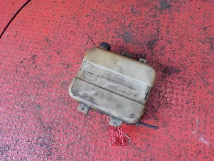 Бачок автономного отопителя VOLVO