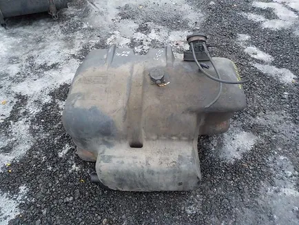 9704710001 MERCEDES Бак топливный, Отсутствует