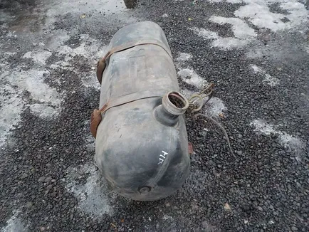 9704710001 MERCEDES Бак топливный, Отсутствует