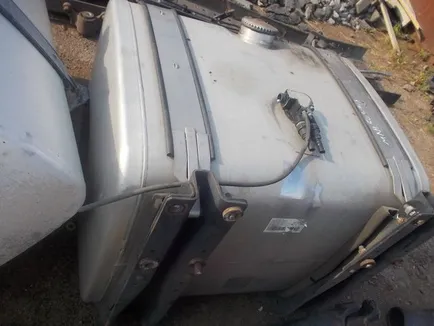 81122015708 MAN Бак топливный, Отсутствует