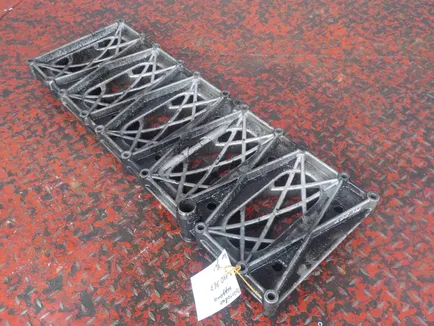 5010359837 RENAULT Проставка поддона