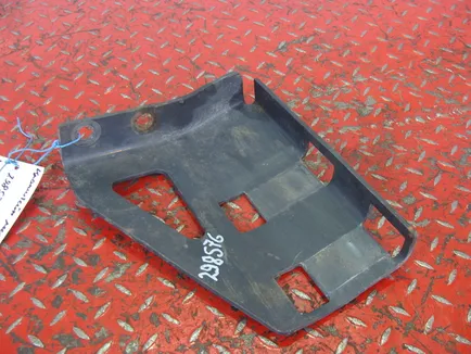 22004830 VOLVO Кронштейн ресивера