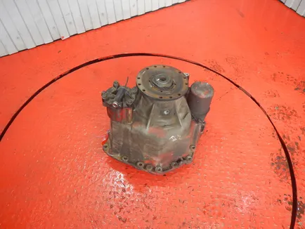 8172577 VOLVO Делитель КПП