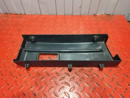 M3131422 MARSHALL Накладка подножки левая