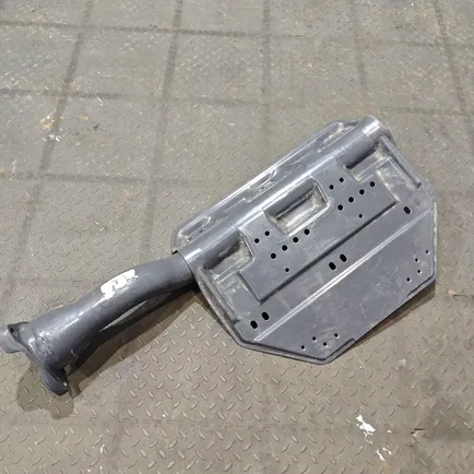 2054581 SCANIA Кронштейн крыла заднего