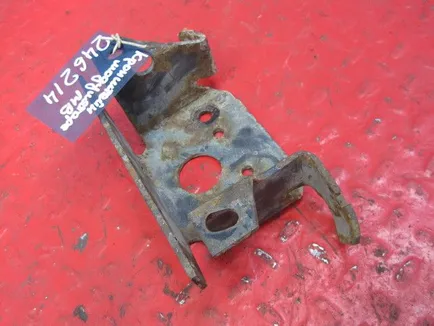 9304290040 MERCEDES Кронштейн модулятора