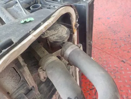 5001833356 RENAULT Кран печки