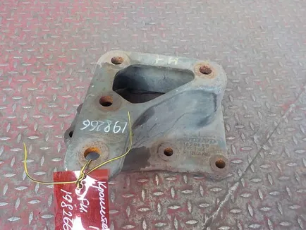 3987334 VOLVO Кронштейн гидроусилителя