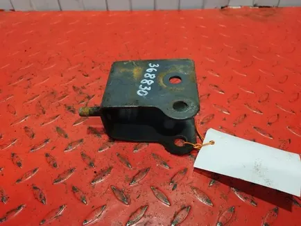 9303103863 MERCEDES Кронштейн поперечины
