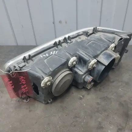 1641743 DAF Фара правая