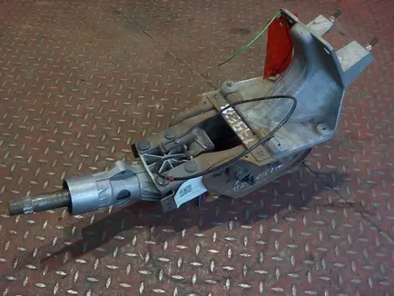 7420805846 RENAULT Колонка рулевая