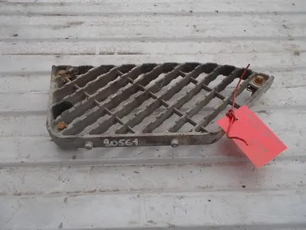 5010544027 RENAULT Ступень подножки, Отсутствует