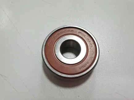 F00M990405 BOSCH Подшипник генератора