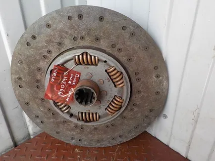 500372081 IVECO Диск сцепления, Отсутствует