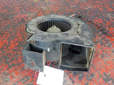 38308908 MERCEDES Моторчик печки, Отсутствует