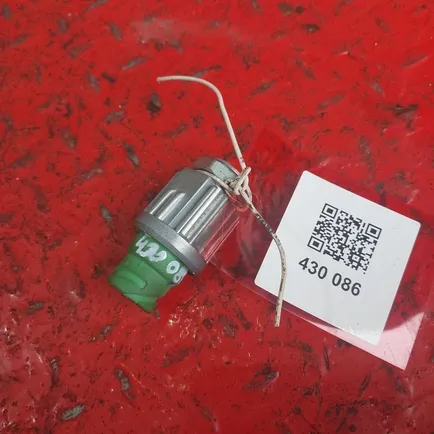 DZ9100586212 SHACMAN Датчик включения сцепления