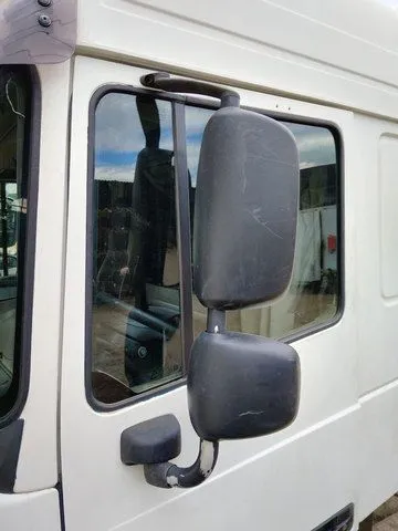 1812867 DAF Кронштейн зеркала, Отсутствует
